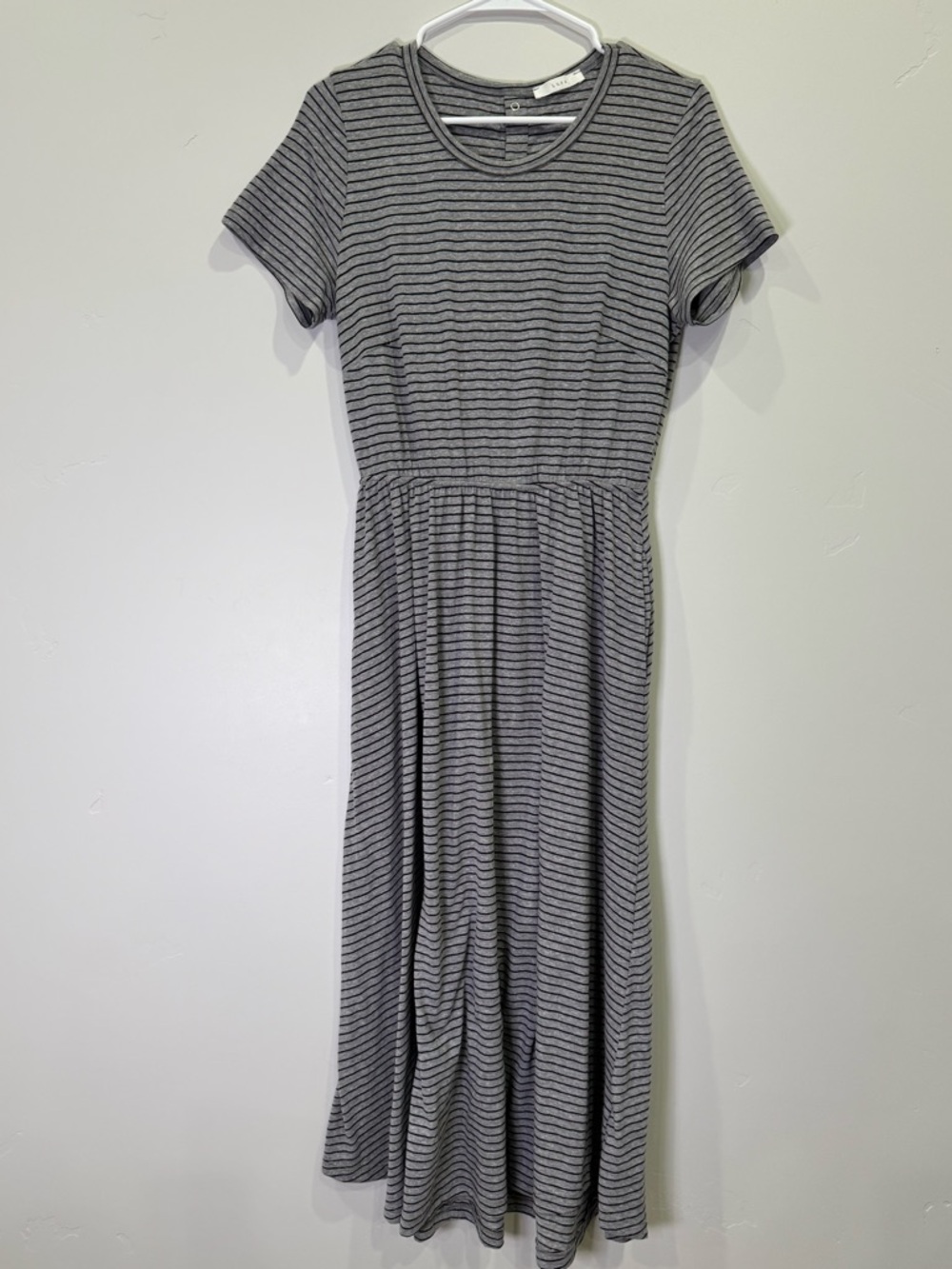 Lush Gray & Black Striped Short-Sleeve Maxi Dress with Keyhole Back
